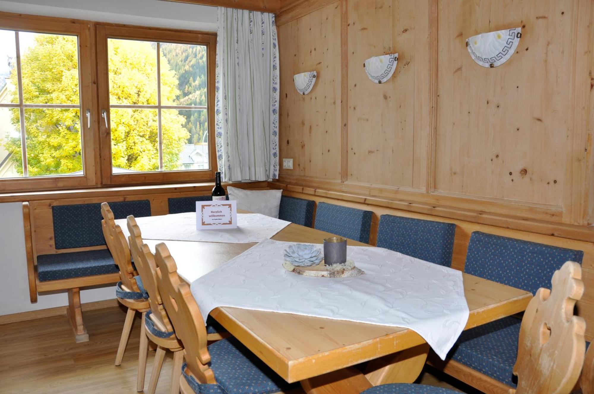 Saffretta Ferienwohnungen Ischgl Exteriör bild